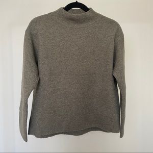 NWT Uniqlo Mockneck Sweater, Size S